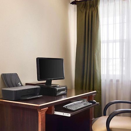 Country Inn & Suites By Radisson, Kearney, Ne Екстериор снимка